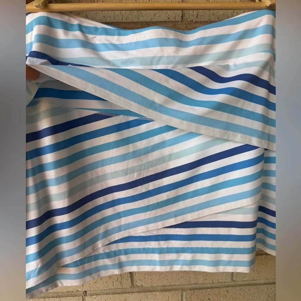 J. McLaughlin Blue & White Zig Zag Striped Athletic Skirt - Size Large - Coastal